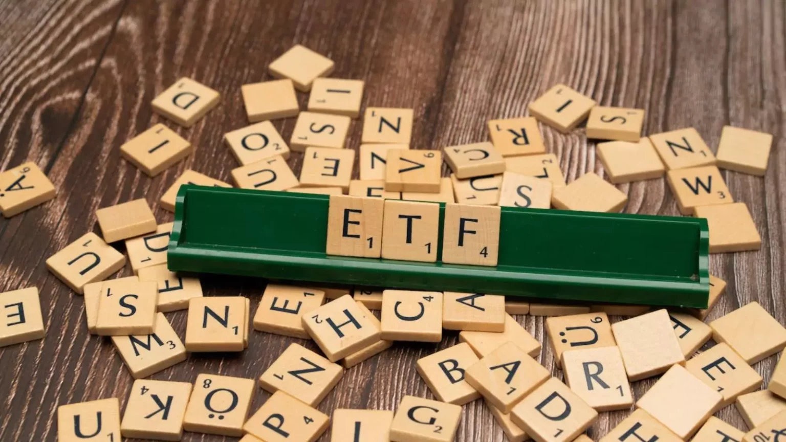 新手如何投资ETF(如何挑选指数型ETF)